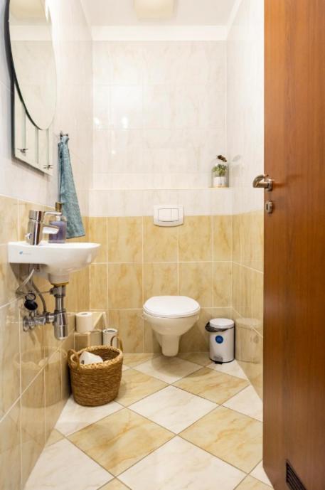 Danube Dream Superb View & Garage Apartment Budapest